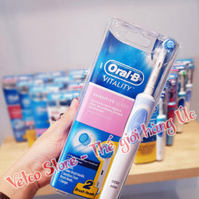 Bàn chải đánh răng đánh răng Oral b đầu Sensitive 3