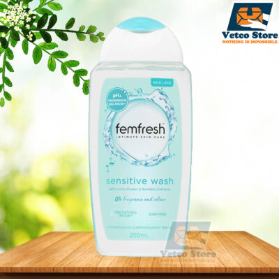 Dung Dịch Vệ Sinh Phụ Nữ Femfresh Sensitive Wash 250ml
