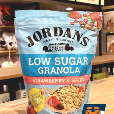 Ngũ cốc hạt Jordans Low Sugar Granola Strawberry Seeds1