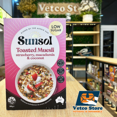 Sunsol Toasted Muesli Strawberry Macadamia Coconut 500g1