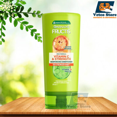 Dầu Xả Dành Cho Tóc Yếu Gãy Rụng Garnier Fructis Vitamin & Strength Reinforcing 315ml