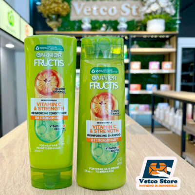 Garnier Fructis Vitamin Strength Reinforcing315ml1